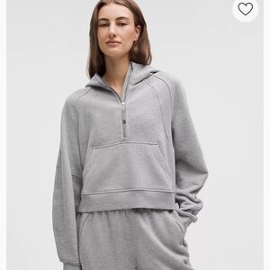 Lululemon Athletica Women's Light Gray Half-Zip Sweatshirt